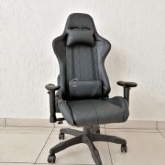 Кресло геймерское Barneo K-52 (черная экокожа черные вставки) в Кургане - kurgan.mebel24.online | фото